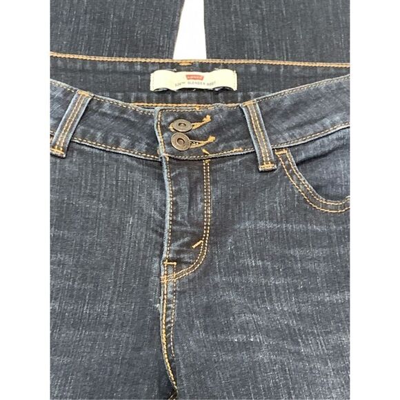 Levi's Women's Five Pocket Style Denim 526 Slender Boot Jeans Blue Size 8 - Picture 3 of 9
